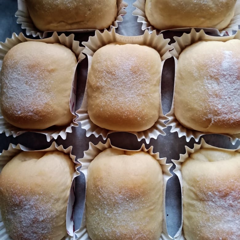 ROTI MANIS
